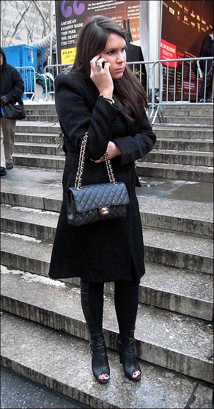 [Chanel bag leggings great shoes[2].jpg]