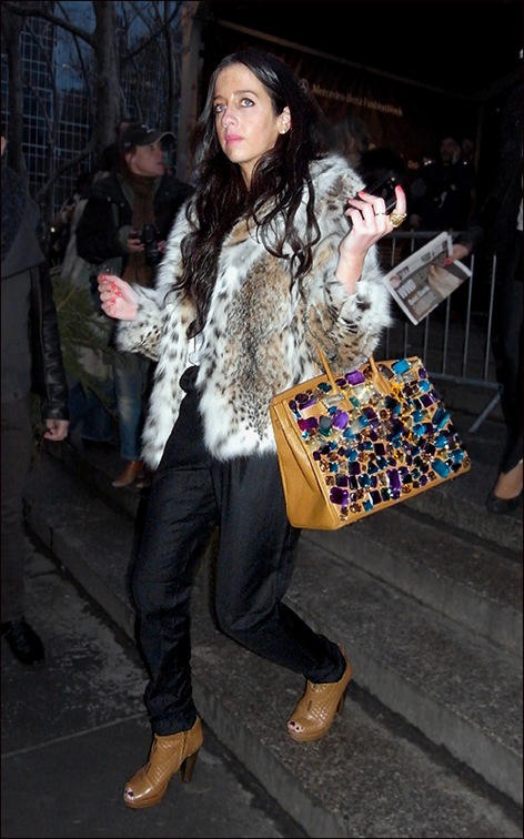 w leopard faux fur and big costume jewel bag