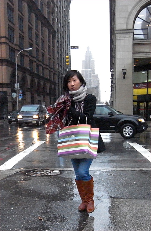 w rain striped bag