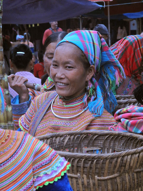 Bac Ha Market_H'Mong Flower Tribe_Lao Cai_Vietnam_H'Mong Woman