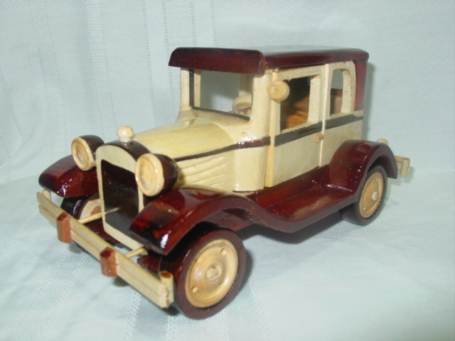 [Ford Sedan 1928[3].jpg]