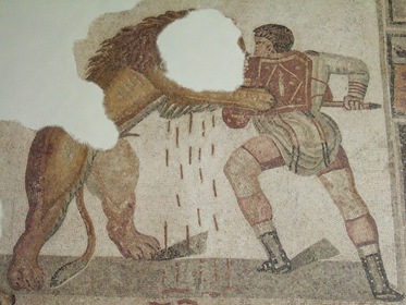 [565 -  Túnez, Museo Nacional del Bardo. El bestiare Bellunaire matando un león en el circo.[5].jpg]