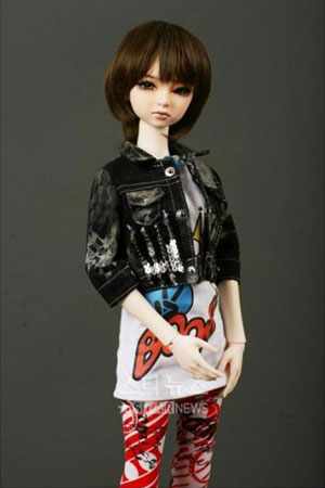 พบกับตุ๊กตา 2NE1 ในงาน Seoul Doll Fair