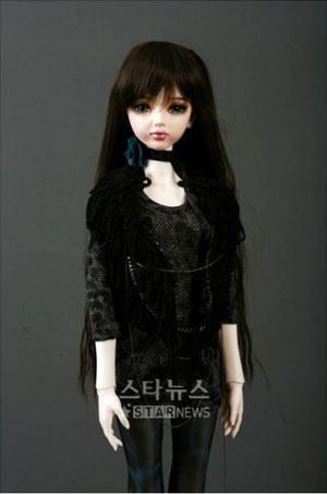 พบกับตุ๊กตา 2NE1 ในงาน Seoul Doll Fair