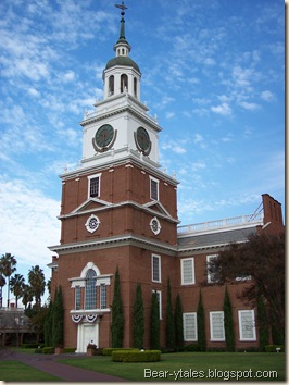 Knott's Independence Hall
