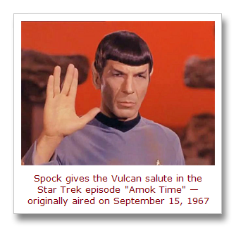 Amok%20Time,%20Spock%20gives%20Vulcan%20