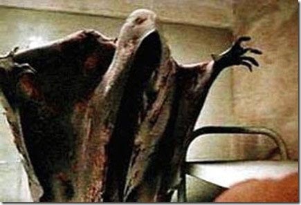 [frighteners4[7].jpg]
