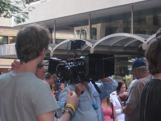 [Cameraman[2].jpg]