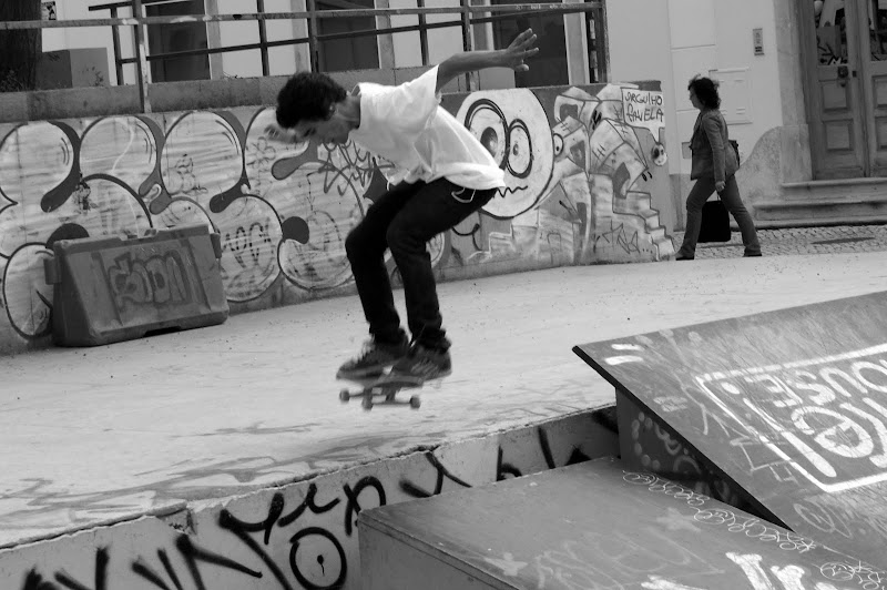 Skates