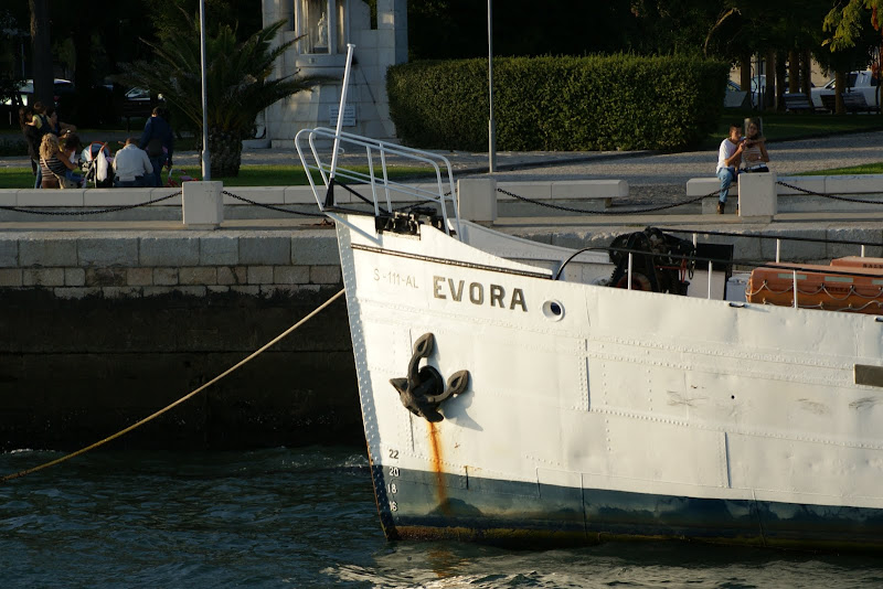 Setúbal, vistas desde o rio Sado, o Évora