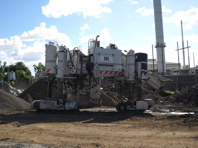 Gomaco Gutter Paver Gomaco Gutter Paver