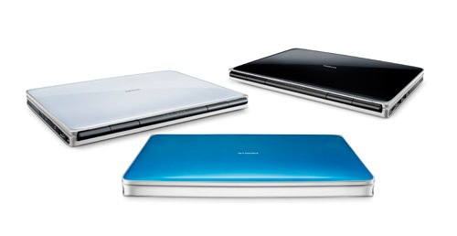 [Nokia_Booklet_3G_Group01_lowres[2].jpg]