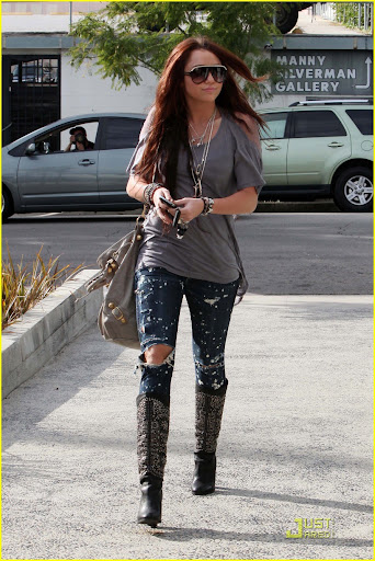 Miley Cyrus gets her morning coffee before heading to Beverly Hills for a hair appointment. <P> Pictured: Miley Cyrus <B>Ref: SPL149716 090110 </B><BR/> Picture by: Clint Brewer / Splash News<BR/> </P><P> <B>Splash News and Pictures</B><BR/> Los Angeles: 310-821-2666<BR/> New York: 212-619-2666<BR/> London: 870-934-2666<BR/> photodesk@splashnews.com<BR/> </P>