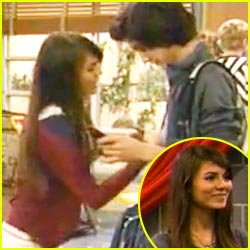 victoria-justice-victorious-promo.jpg