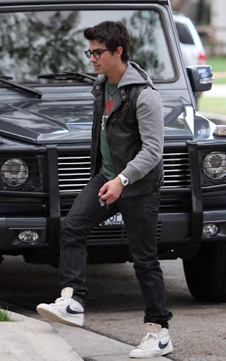 #4562613 Joe Jonas spends a casual Saturday afternoon with his father Paul Jonas on February 20, 2010 in Toluca Lake, CA.  Fame Pictures, Inc - Santa Monica, CA, USA - +1 (310) 395-0500