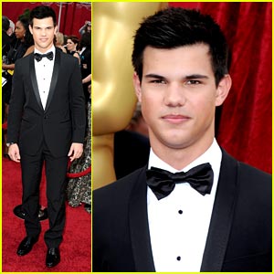 taylor-lautner-dg-dashing.jpg