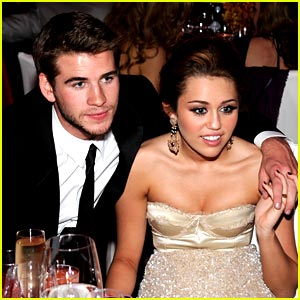 liam-hemsworth-arabian-nights.jpg