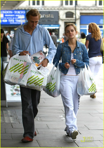 emma-watson-jay-barrymore-couple-01.jpg