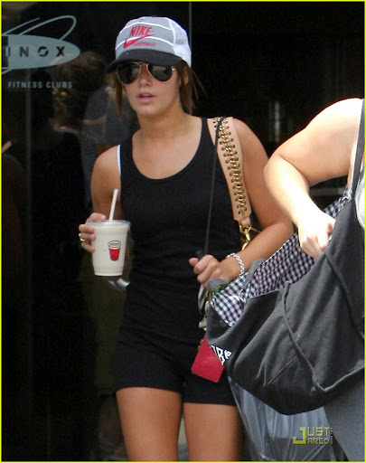 ashley-tisdale-tube-socks-04.jpg