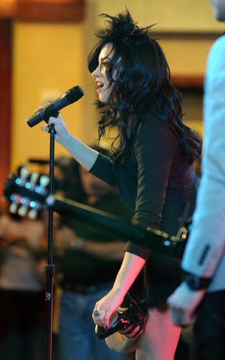demi-lovato-7239-2.preview.jpg