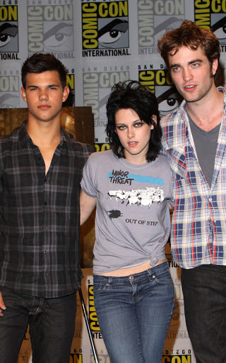 The cast of the upcoming film 'Twilight : New Moon' held a special Press Conference At San Diego Comic Con, San Diego California. <P> Pictured: Taylor Lautner, Kristin Stewart, Robert Pattinson <B>Ref: SPL114698 230709 </B><BR/> Picture by: Richie Buxo / Splash News<BR/> </P><P> <B>Splash News and Pictures</B><BR/> Los Angeles: 310-821-2666<BR/> New York: 212-619-2666<BR/> London: 870-934-2666<BR/> photodesk@splashnews.com<BR/> </P>