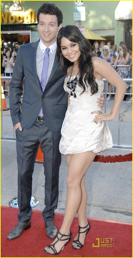 vanessa-hudgens-bandslam-premiere-04.jpg