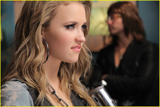 emily-osment-all-the-way-up-video-shoot-05.jpg