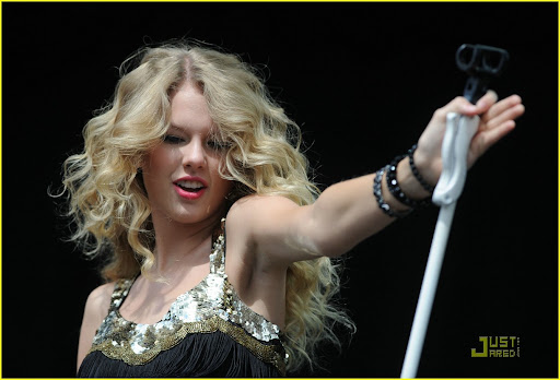 Taylor Swift The V Festival at Hylands Park, Chelmsford - Day One Chelmsford, England - 22.08.09 Credit: (Mandatory): WENN.com