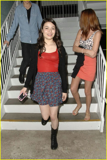 33850, STUDIO CITY, CALIFORNIA - Saturday September 5 2009. **EXCLUSIVE** Miranda Cosgrove enjoys an evening out with friends in Studio City. The "i-Carly" star, who was dressed on-trend in a floral mini skirt and worker boots, had been to see the movie "All About Steve". Photograph: Adrian Varnedoe, PacificCoastNews***FEE MUST BE AGREED PRIOR TO USAGE*** UK OFFICE: 131 557 7760/7761/7762 US OFFICE: 1 310 261 9676