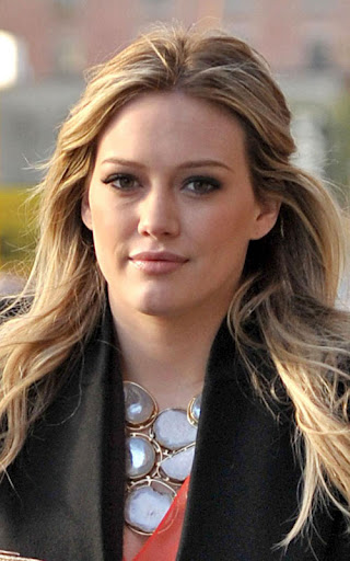 34501, NEW YORK, NEW YORK - Tuesday September 29 2009. Hilary Duff up bright and early for another day shooting "Gossip Girl' in New York City. The former Disney darling turned 22 Monday. Photograph: PacificCoastNews.com**FEE MUST BE AGREED PRIOR TO USAGE***UK OFFICE:+44 131 557 7760/7761 US OFFICE:1 310 261 9676