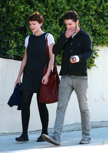 shia-labeouf-kissing-girlfriend-casey (22).jpg