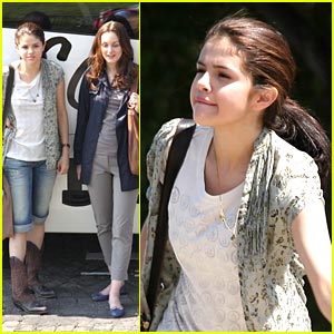 selena-gomez-basilica-beauty.jpg