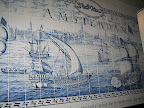 Delft wall art at the Green House coffee house