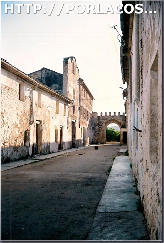 berfull iglesia y la casa señorial  1996