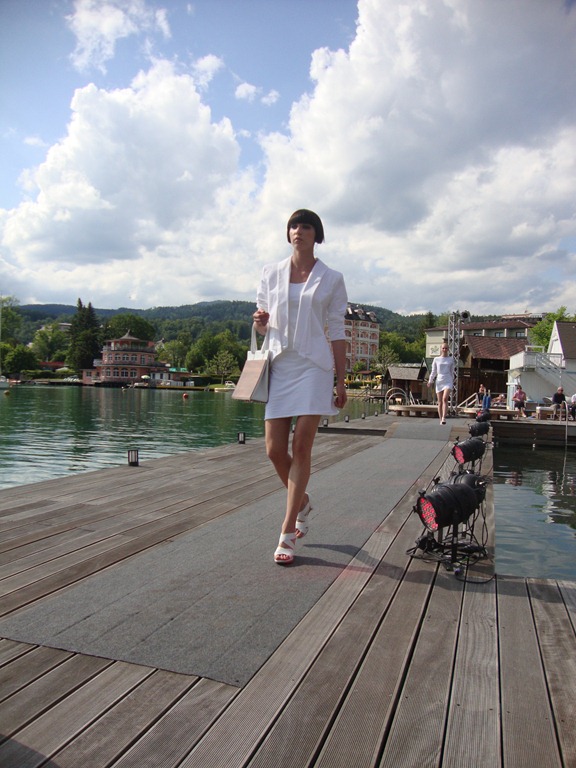 [DSC027195.jpg]