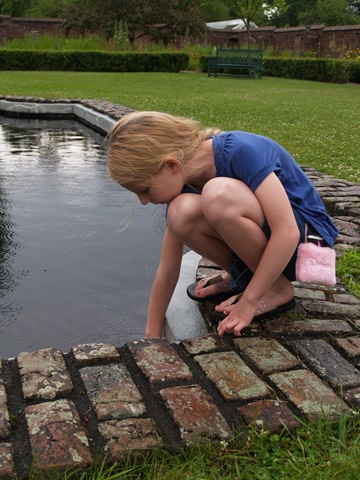 [2009 07 03_1207.jpg]