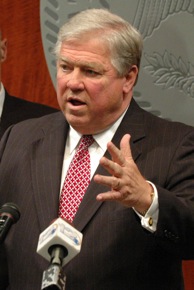Haley_Barbour.jpg