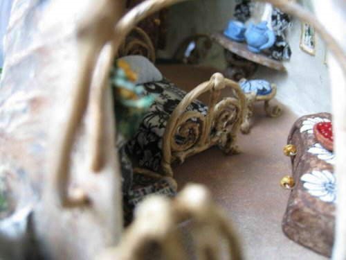 The Amazing Mini Snail House Pictures... (Miniature Art)