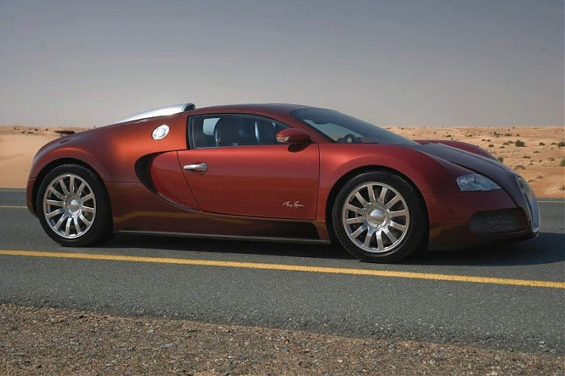 Bugatti Veyron 2009 in Dubai... Checkout the speedometer in the last image... woww!!!