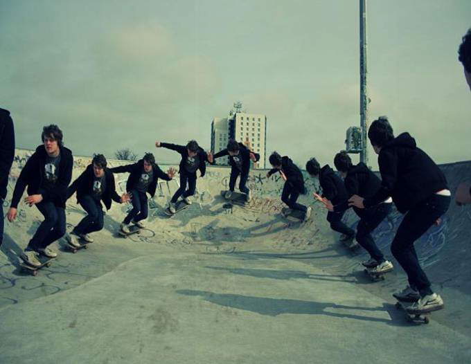 Great Burst-Mode Photography: Ice Skating, Diving, Skateboarding, Biking, Paragliding, Skiing