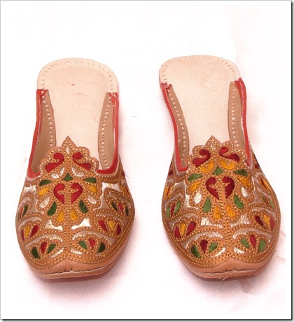 Punjabi Jutti Indian Ethnic Wear, Ladies footwear Punjabi Shoes Jutis 