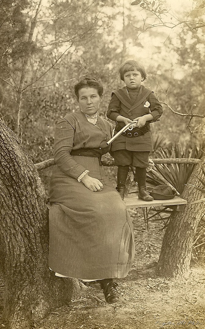 [Kid with Gun Real Photo Postcard Dorset[9].jpg]