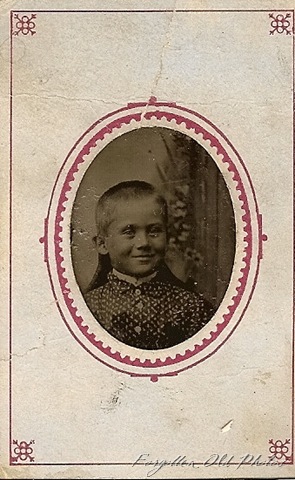 [Extra gem Tintype child[16].jpg]
