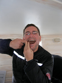 How many Fudge bars can one diver fit in his mouth at once...answers on a postcard please!
