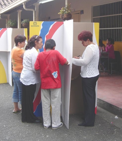 [elecciones 28 oct-1[2].jpg]