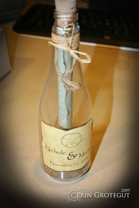 [NikiInviteBottleWeb[4].jpg]