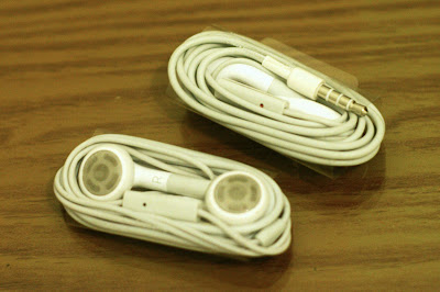 Ipod Earbuds   on Iphone Ipod Earphones With Mic