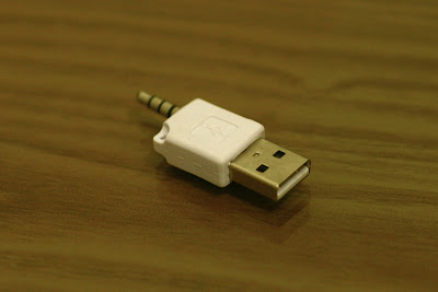 iPod Shuffle 2nd-Gen USB Connector