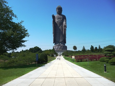 [9. ushiku daibutsu[5].jpg]
