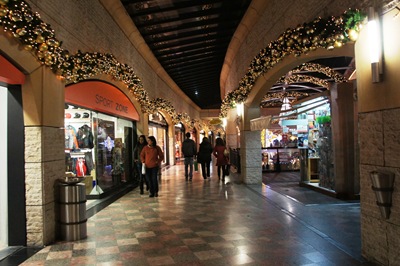 [aveiro - Natal 2010 - forum -  interior[4].jpg]